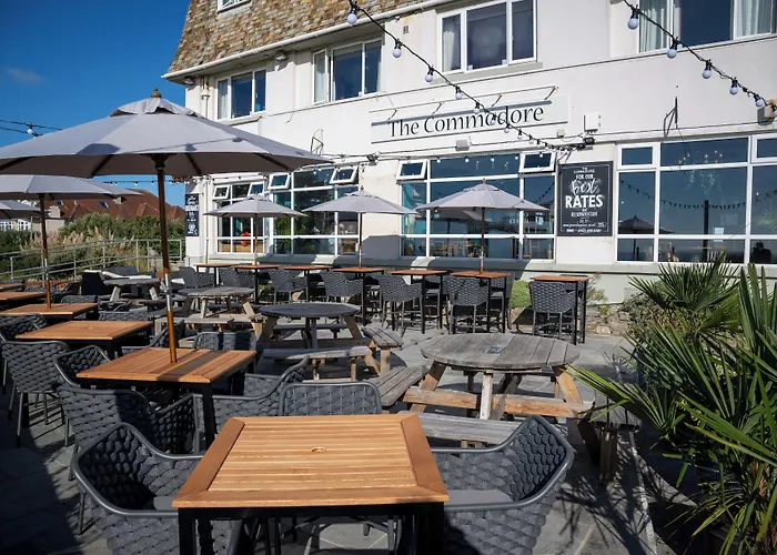 Commodore Hotel By Greene King Inns